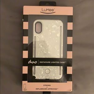 LuMee IPhone XS/X lighted phone case.